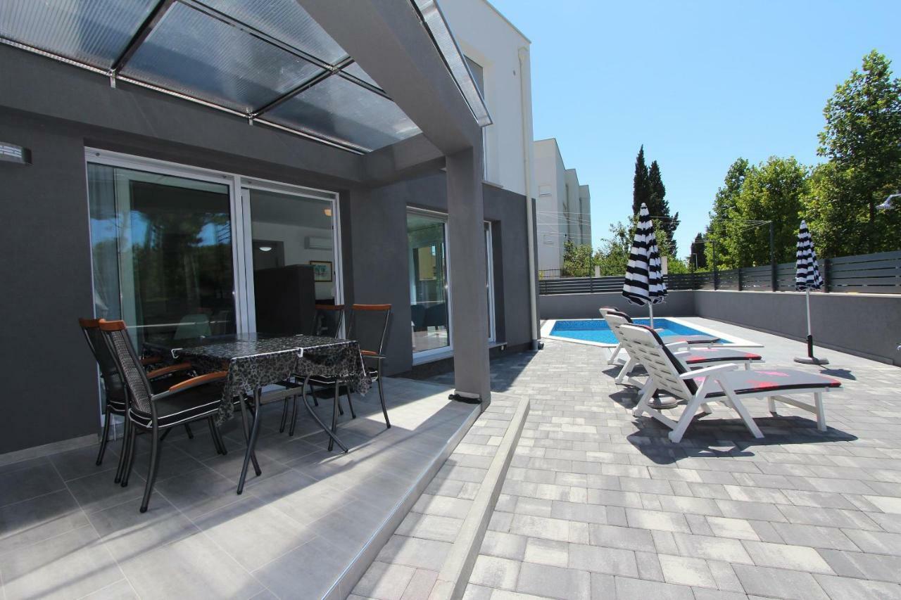Apartment Karlo 2 Ровинь Экстерьер фото