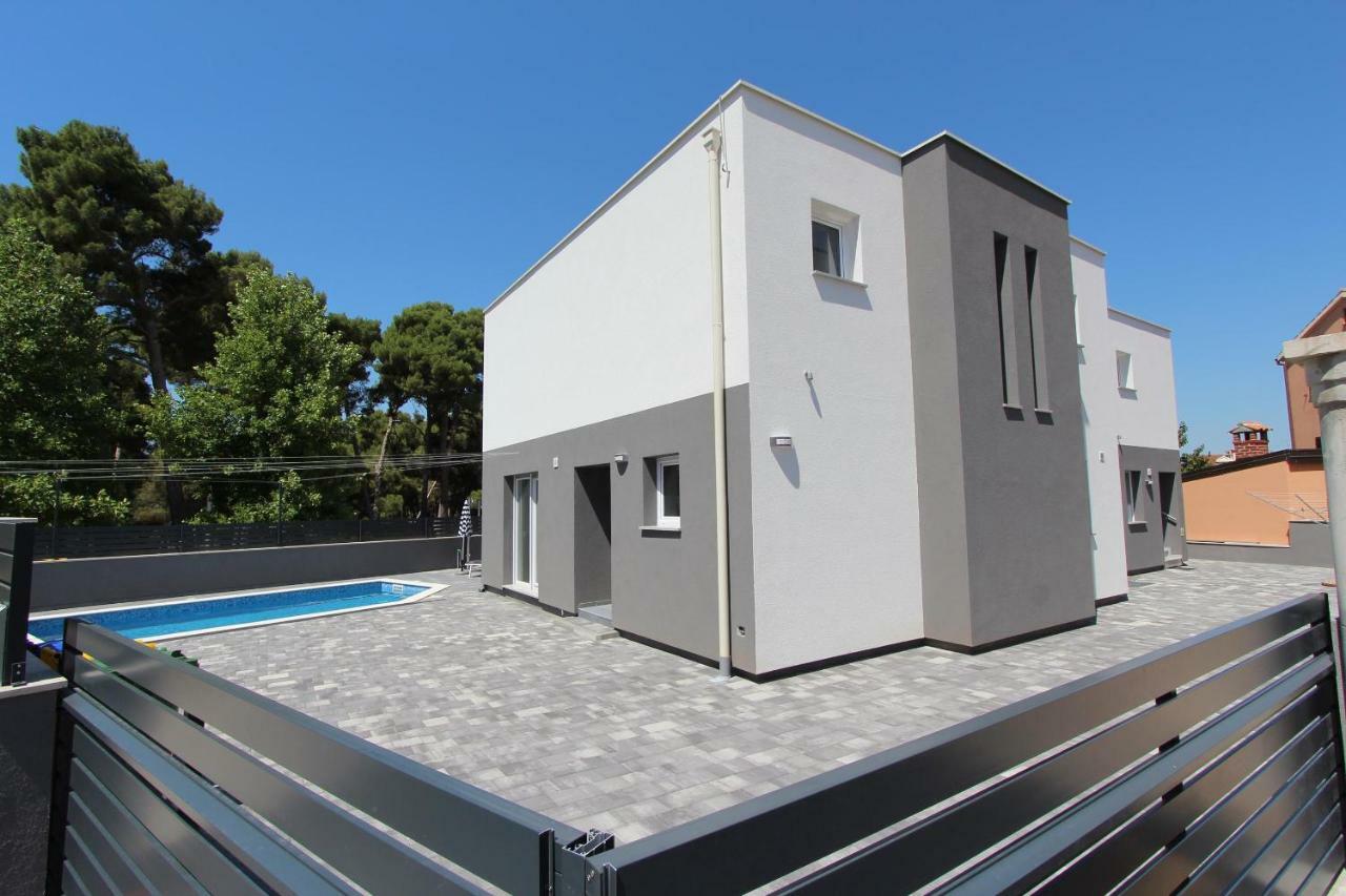 Apartment Karlo 2 Ровинь Экстерьер фото