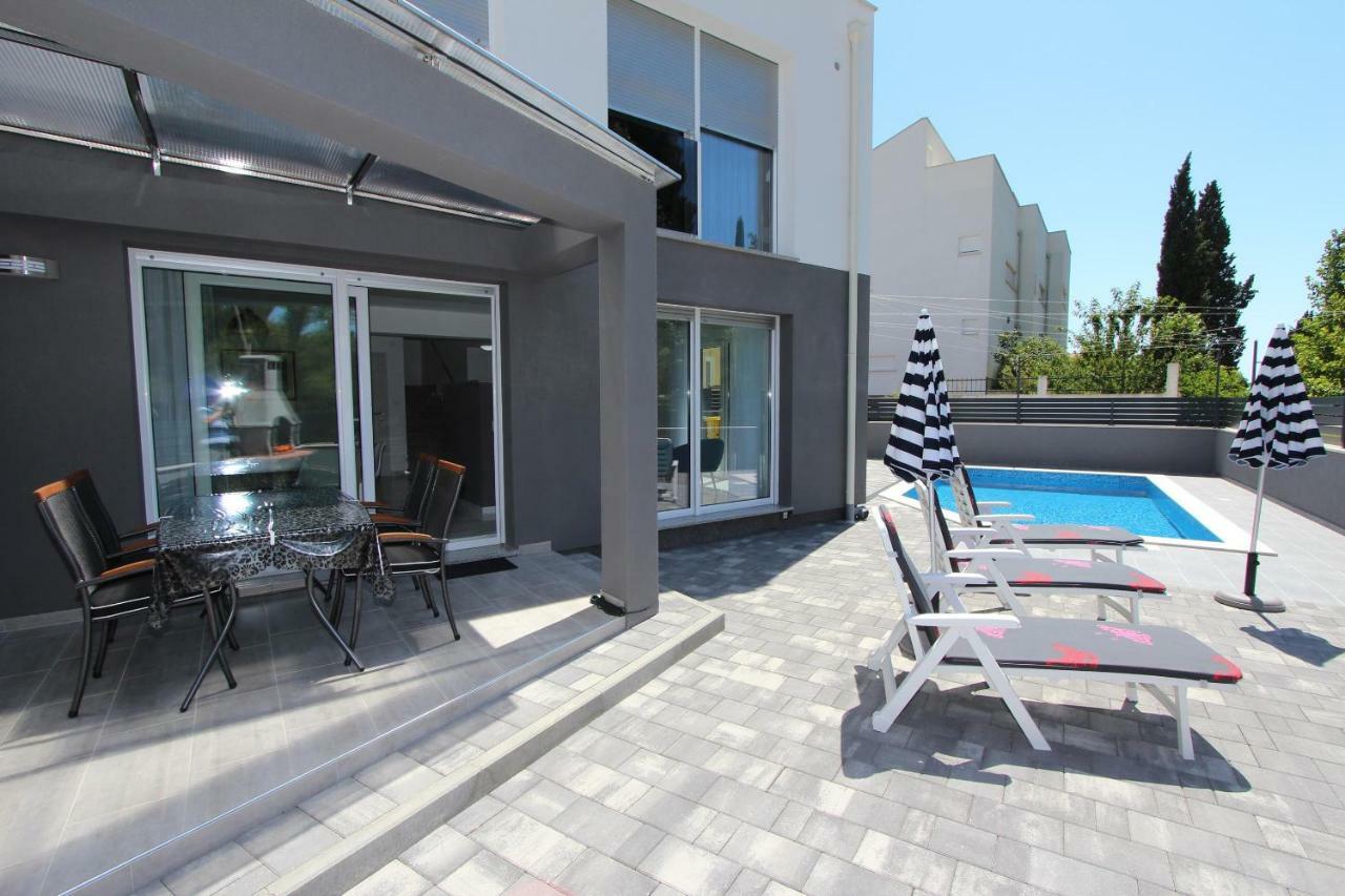 Apartment Karlo 2 Ровинь Экстерьер фото