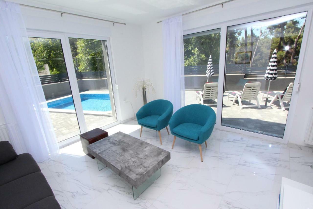 Apartment Karlo 2 Ровинь Экстерьер фото